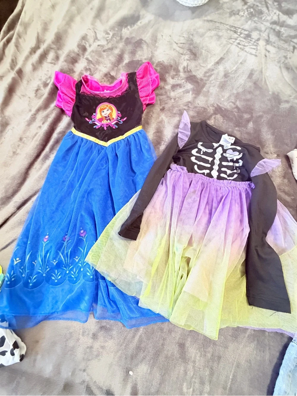 Toddler Girl Clothing Bundle 2T 3T Carter's H&M OshKosh Mini Boden